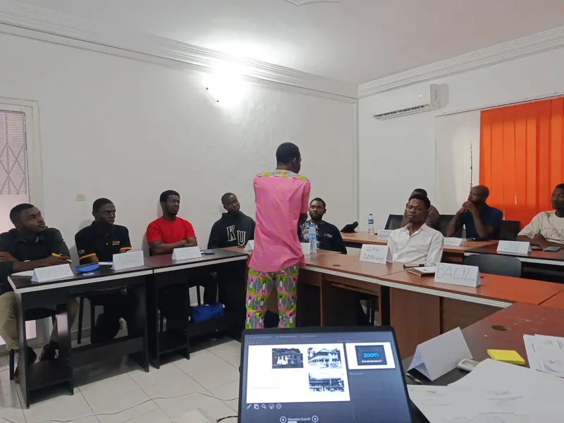 Première journée de la formation FDFP / AEJ chez KMC — photo 1
