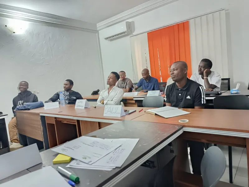 Première journée de la formation FDFP / AEJ chez KMC — photo 2
