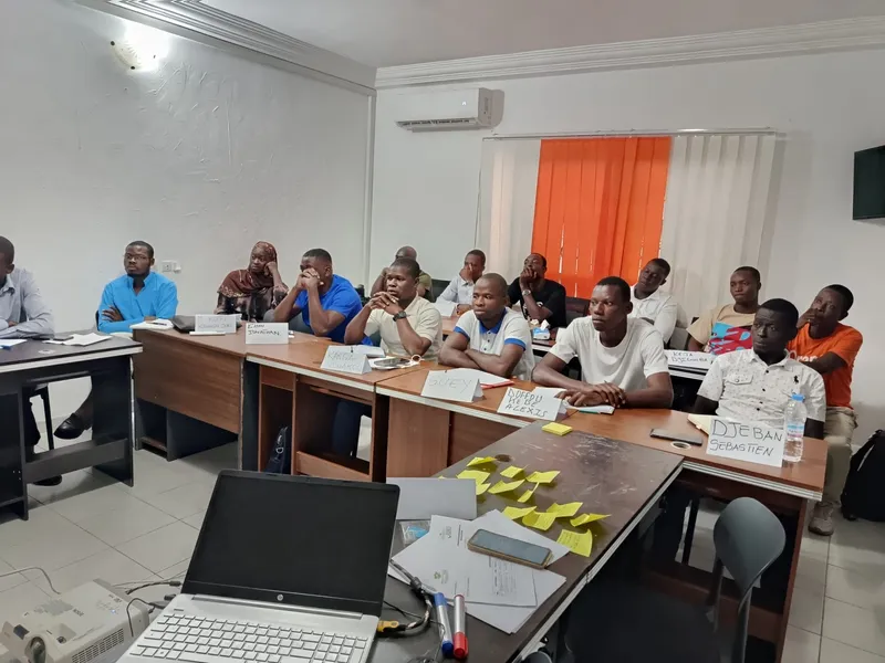 Première journée de la formation FDFP / AEJ chez KMC — photo 11
